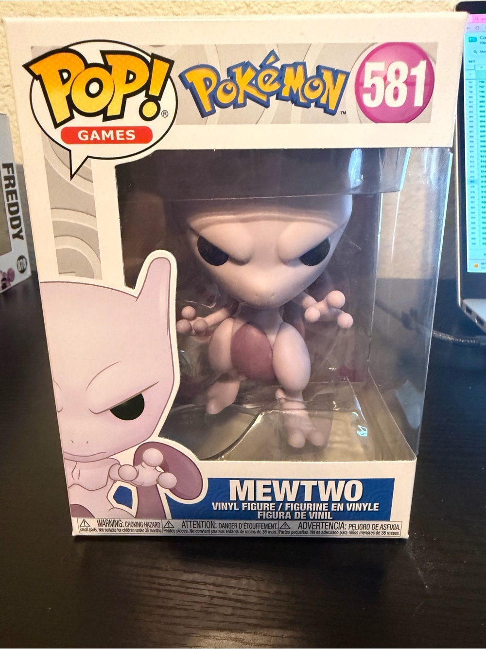 Funko Pop! Games Pokémon Mewtwo Vinyl Figure - Light Purple and Dark Purple